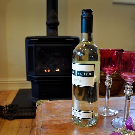 Athelney Cottage Bed And Breakfast Аделейд Екстериор снимка